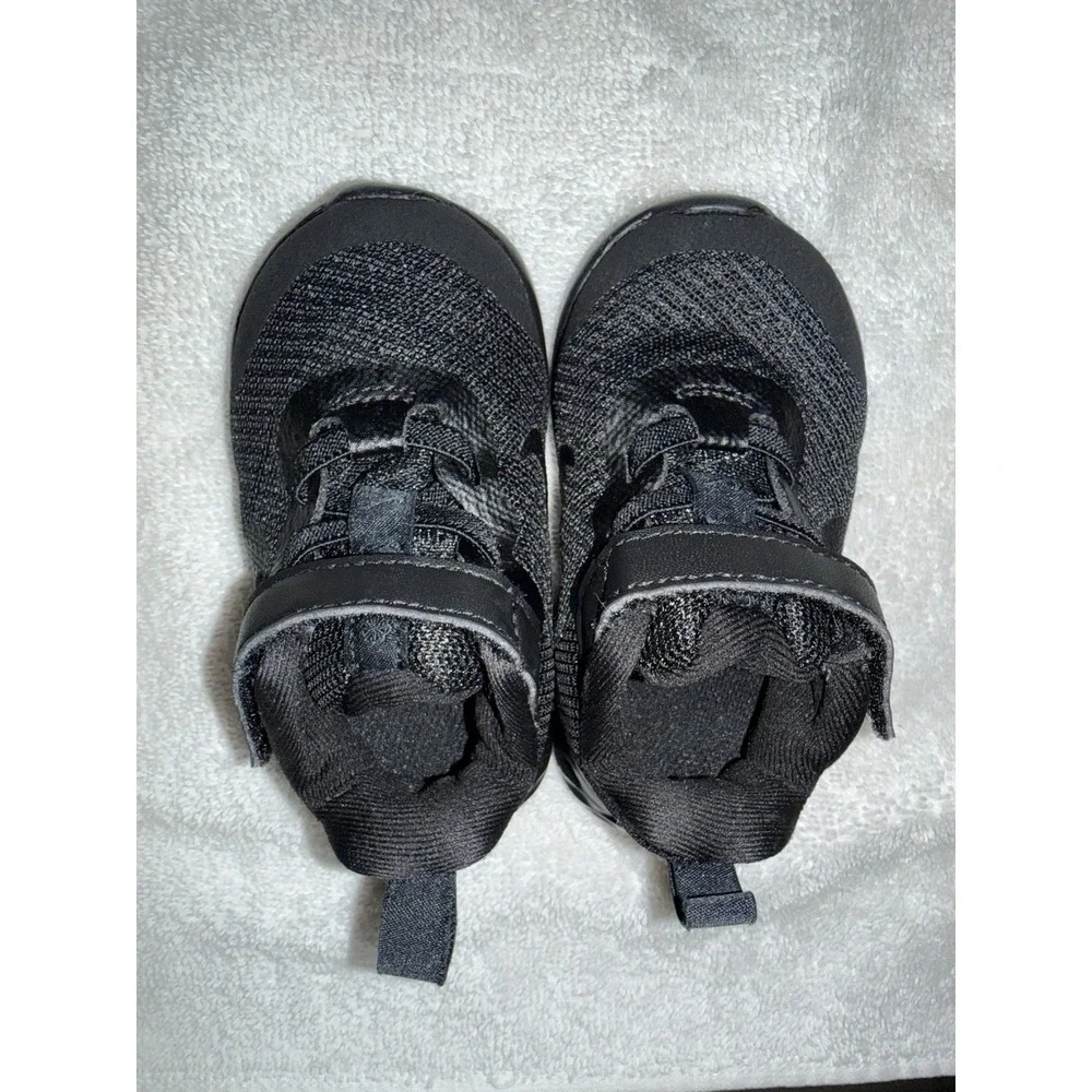 Nike Revolution 6 Baby Boy's Athletic Shoes Size 4C‎ Black